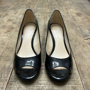 Nine West Peep Toe Wedge Heel in black patent leather size 5